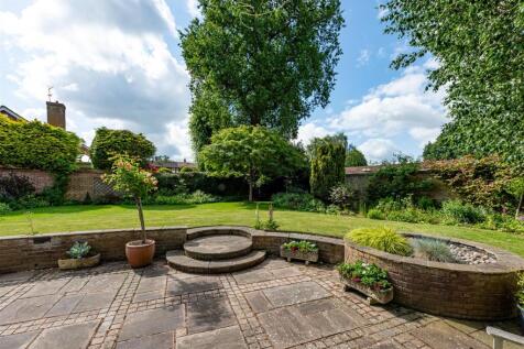20 Cross Road-garden5.jpg