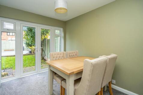 1 Redford Drive-18.jpg