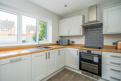 1 Redford Drive-16.jpg