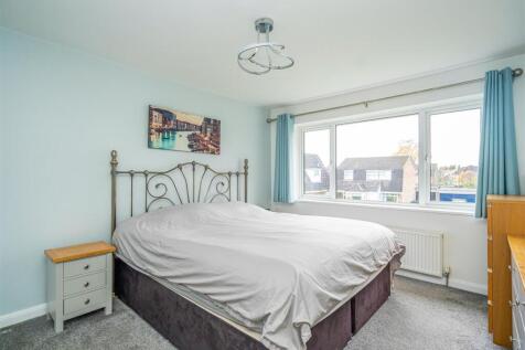 1 Redford Drive-07.jpg