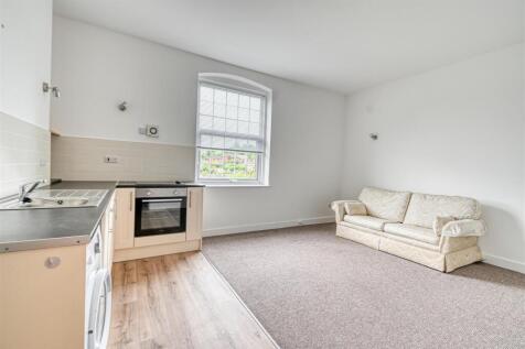 Flat 2 Hollybush House-1.jpg