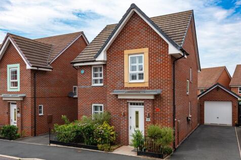 11 Thruxton Avenue-front.jpg
