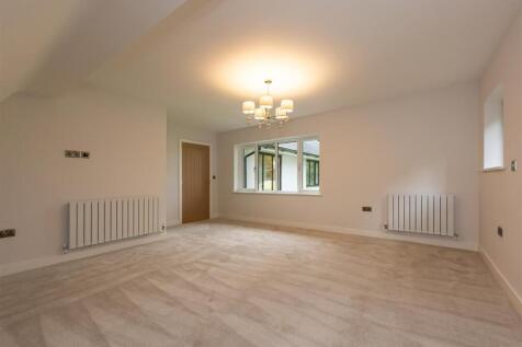 Twin Oaks-bed1.jpg