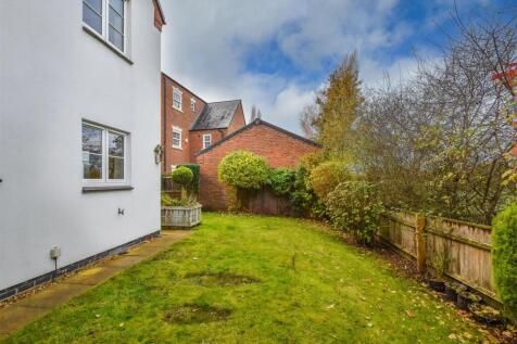51 Deaconsfield - Rear.jpg