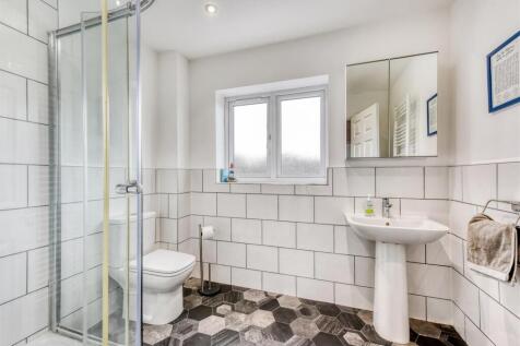 16 Rudge Road-shower room.jpg