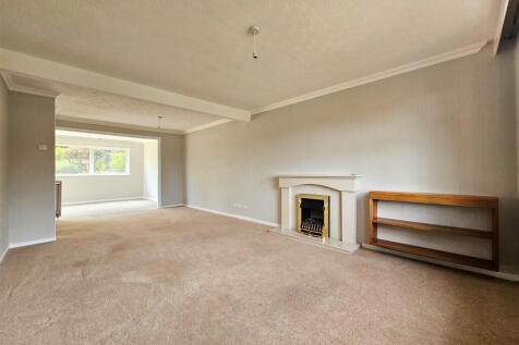 4 Woodfield Heights 2