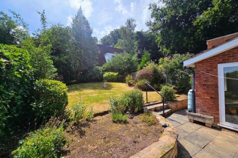 4 Woodfield Heights 12
