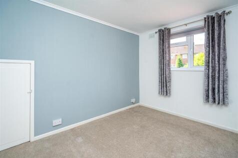 6 Broughton Road (11).jpg
