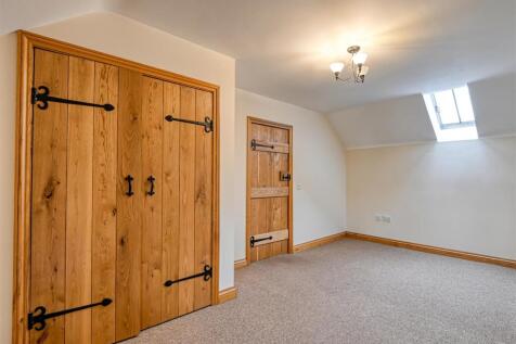 The Stables -06.jpg