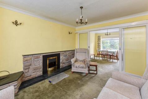 26 Elliotts Lane-lounge2.jpg