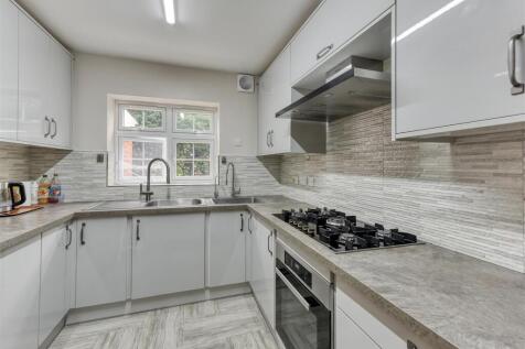 The Cottage-spice kitchen.jpg