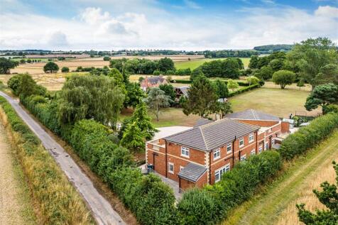 The Cottage-drone-6.jpg