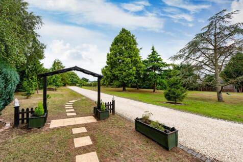 The Cottage-external4.jpg