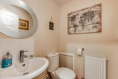 8 Barrington Close-20.jpg