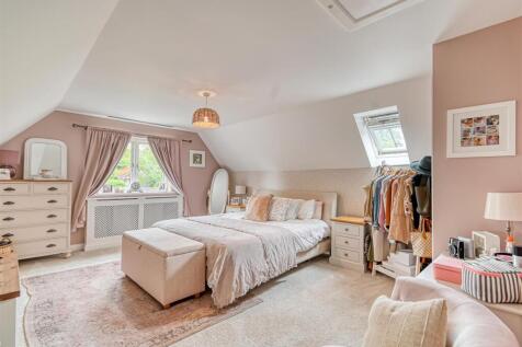 Warwick House-10.jpg