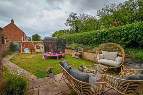 Warwick House-32.jpg