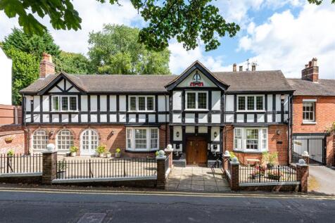 5d The Mitre-externals-17.jpg