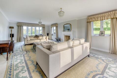Oaklands Farm-lounge1.jpg