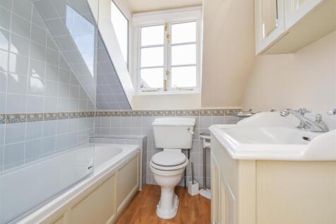 Annexe 22a Stockwell - Bathroom.jpg