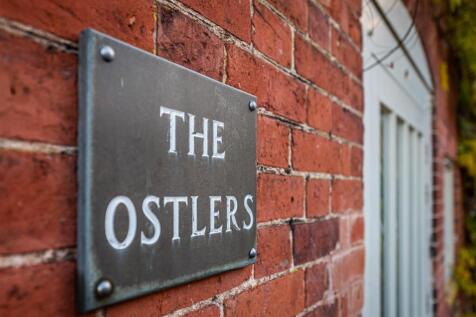 The Ostlers-sign.jpg