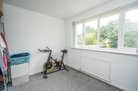 16 Queens Road (18).jpg