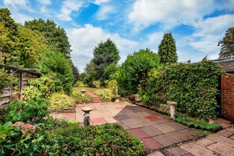 31 Wood Road-external-3.jpg