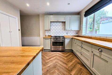 22 Lansdowne Avenue 2