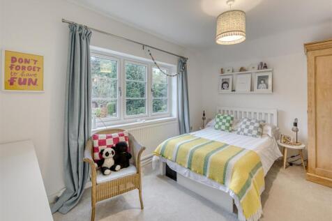 Hilltop-bed2b.jpg
