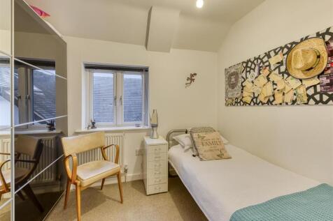 Hilltop-bed3.jpg