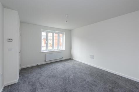 40 Foxglove Way-lounge.jpg