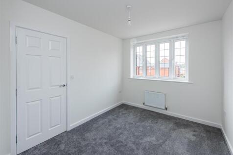 40 Foxglove Way-bed3.jpg