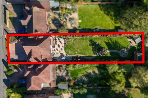 9 Meadow Road-drone-4.jpg