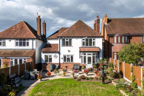 9 Meadow Road-drone-2.jpg