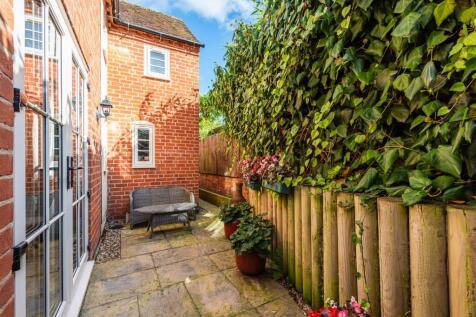Apple Tree Cottage-01.jpg