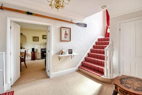 115 Wrottesley Road West-hall1.jpg
