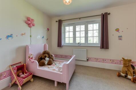 20 Pickwick Gardens-06.jpg