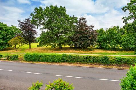 41 Broad Lane-view.jpg