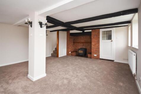 Croft Cottage - Lounge (2).jpg