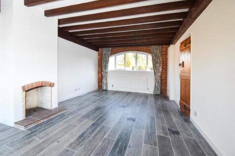 1 The Courtyard - Lounge Dining Room.jpg