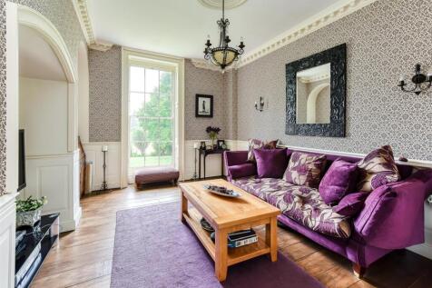 The Dower House-sitting room1.jpg