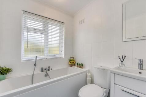 43 Lane Green Road-07.jpg