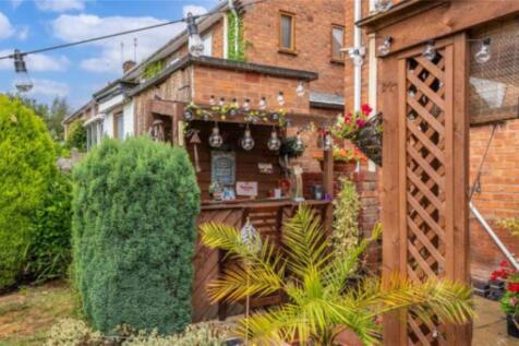 33 Pool Hall Crescent-22.jpg