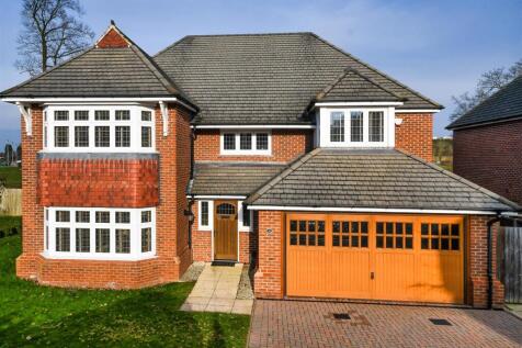 18 Pickwick Gardens - Front.jpg