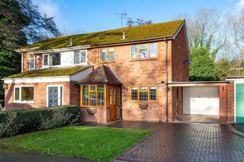 32 Woodland Close-16.jpg