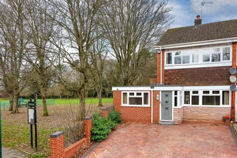 1 Manor Road-Front.jpg