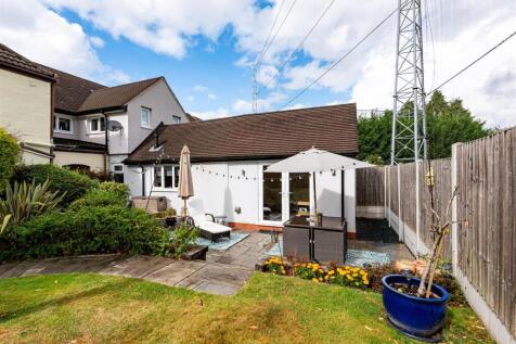 Three Hammers Farm House-06.jpg