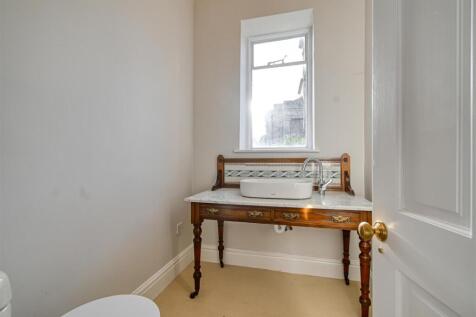 17a East Castle Street-02.jpg