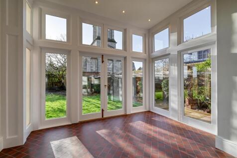 17a East Castle Street-10.jpg