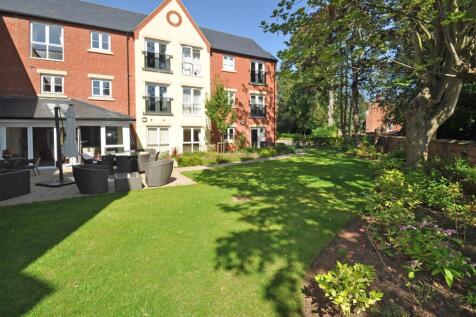 Bluebell Court rear.jpg