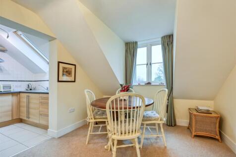 18 Bluebell Court-13.jpg